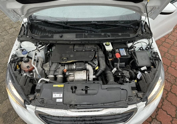 Peugeot 308 cena 38500 przebieg: 173270, rok produkcji 2016 z Chorzów małe 667